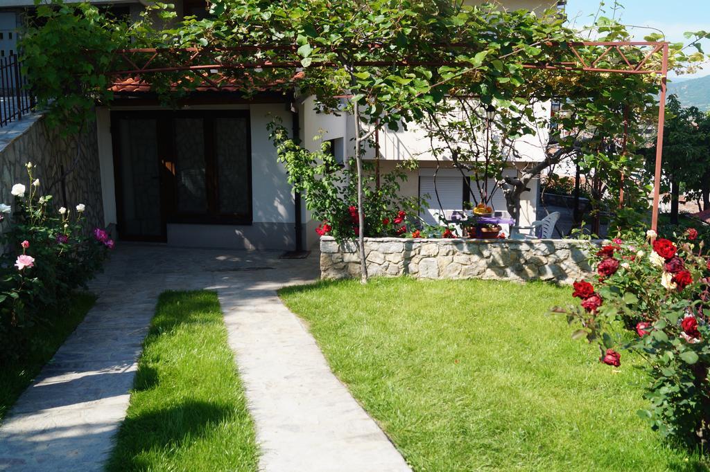 Snegar Apartments Ohrid Exteriör bild